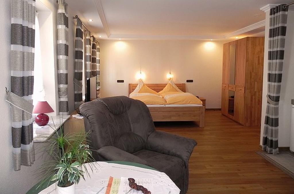 Gaestehaus Freimuth Мизених Екстериор снимка